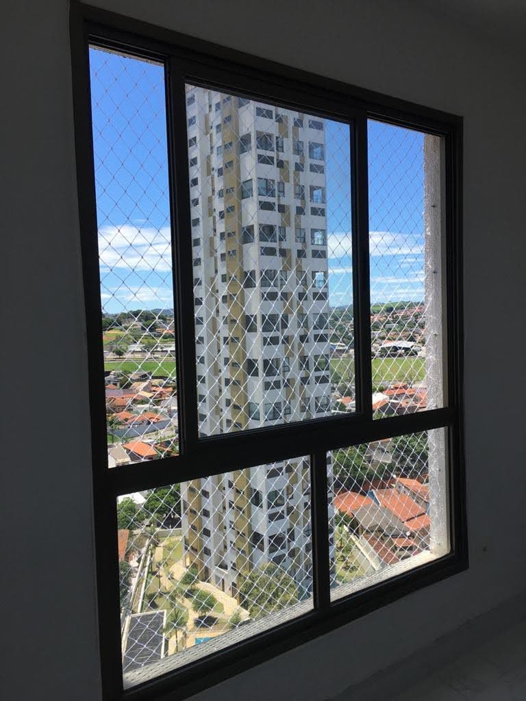 Rede de proteção para janela